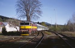 754 015