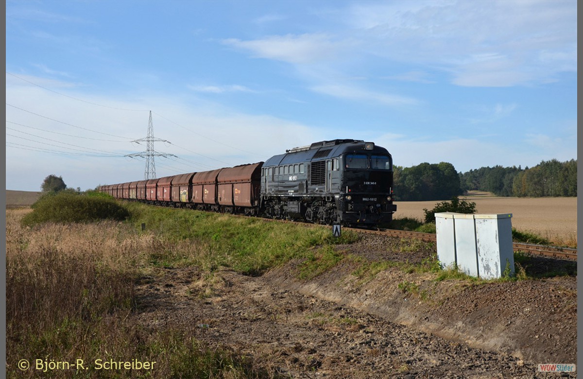 Wieder mal Sonne am 09.10.2014 fr M62 1812 am B der 355. Sie kam mit beladenem Zug von Turoszw, machte in Sulikw Kopf ...